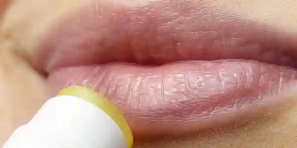 A close up of the lips and tongue